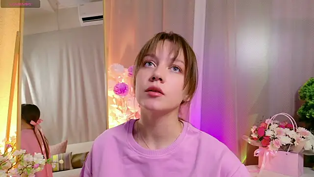 AliceBrayan: απευθείας συνομιλία ΧΧΧ