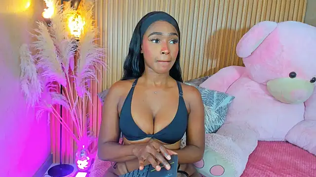 AlexiaAbbey élő XXX-chatje