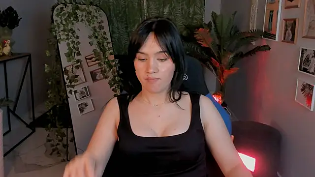 MonicaFarmer Chat XXX in diretta