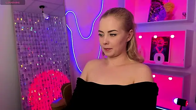 StephanieSweety 即時 XXX 聊天