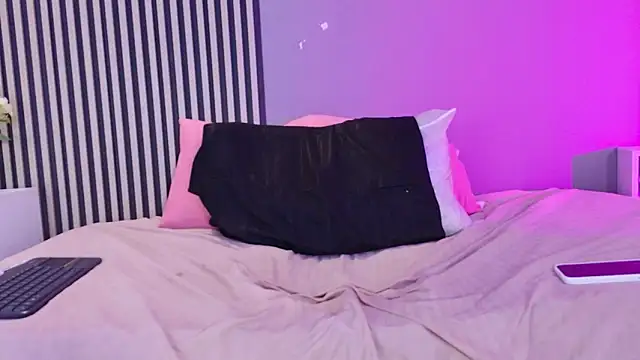 Anthonella_smiith 现场XXX聊天