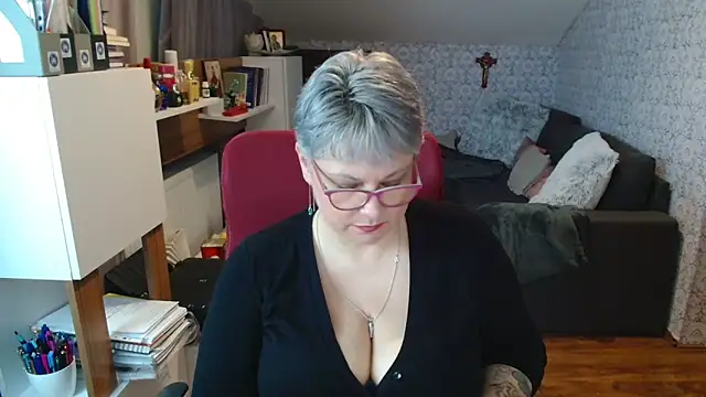 bigtits4you Chat XXX in diretta