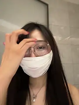 Živý XXX chat Kiwuvurfovo