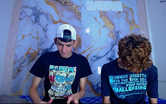 Desire_Boys1 Adlı Modelin Web Kamerası Şovu