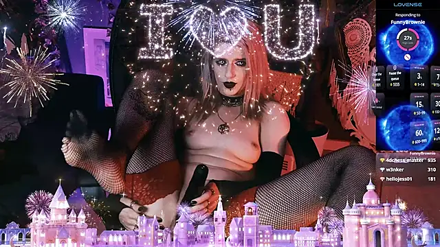 Noah_ElmerX Chat XXX in diretta