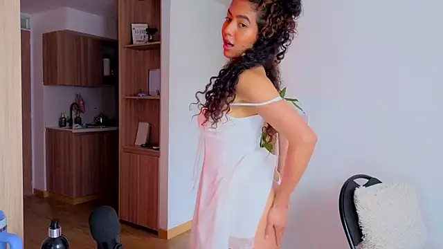 Maithe_Perroni 라이브 XXX 채팅