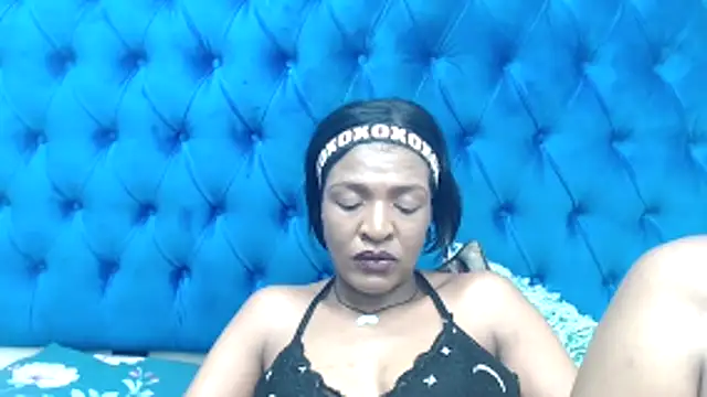 XXX chat uživo modela SpicyQueenxxxx