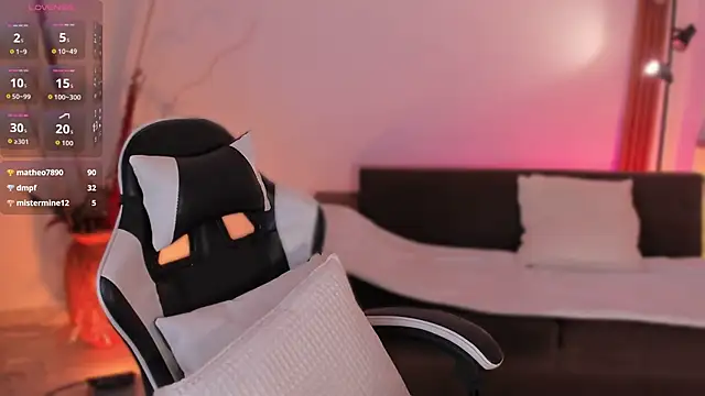 saracavali: онлайн-секс-чат