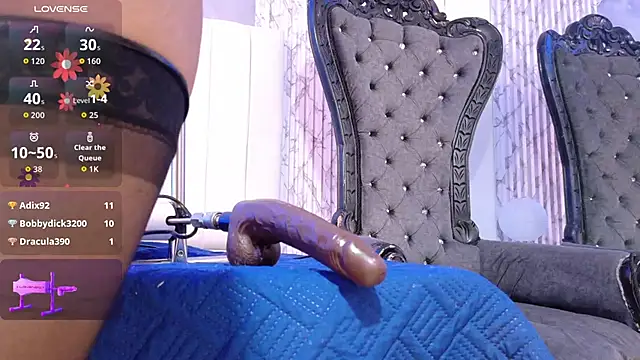 Chat +18 de LorenaDuval ao vivo