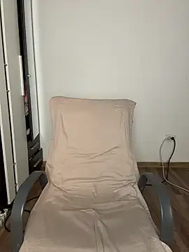 Lucy_doll22 লাইভ XXX চ্যাট