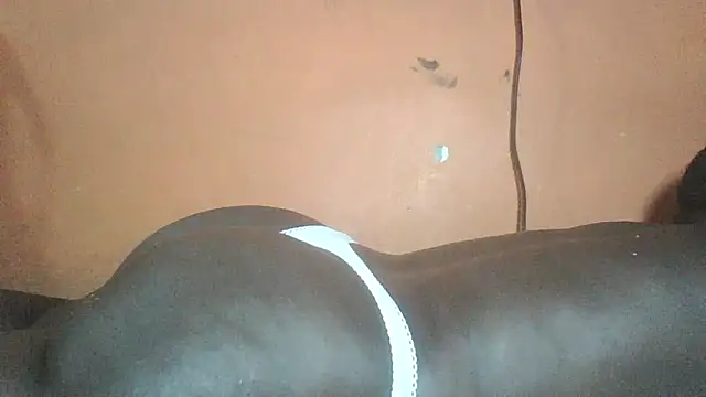 Sexyass100 লাইভ XXX চ্যাট