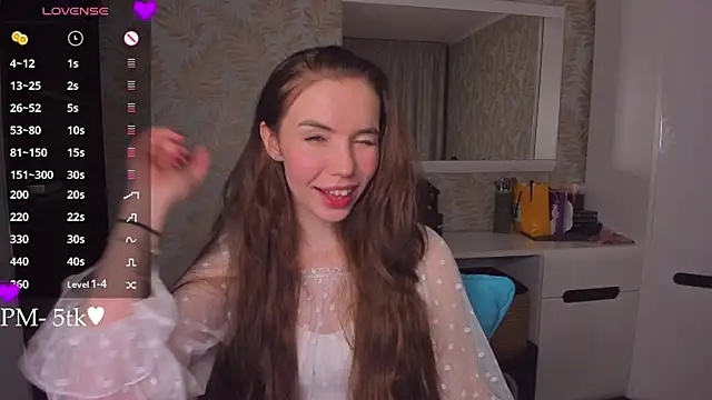 YonaBones Live XXX-chat