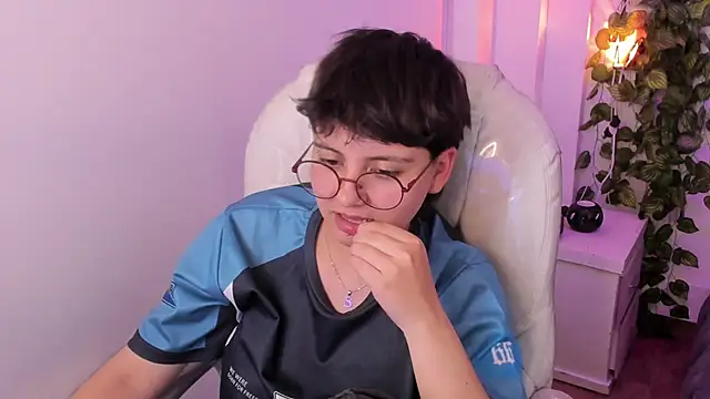 Nathaly_ds Chat XXX in diretta