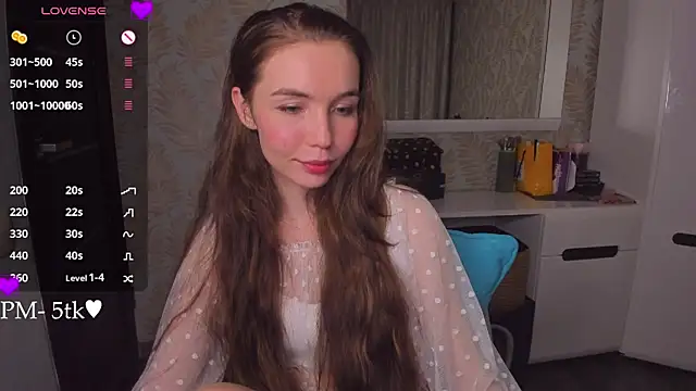 YonaBones Chat XXX in diretta