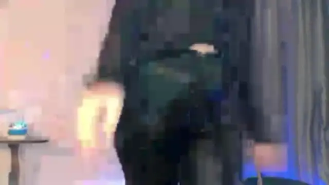 Pokazy przed kamerką – elenaza