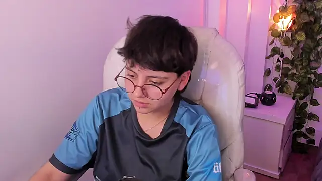 Nathaly_ds Chat XXX in diretta