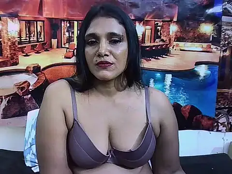 Chat XXX en directo de IndianSexyLady20