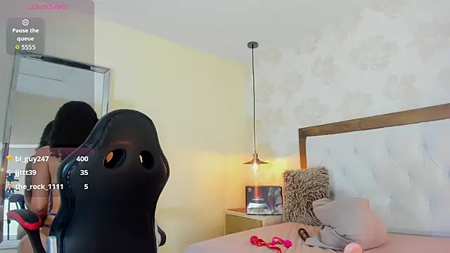 IRISCLARK1 现场XXX聊天