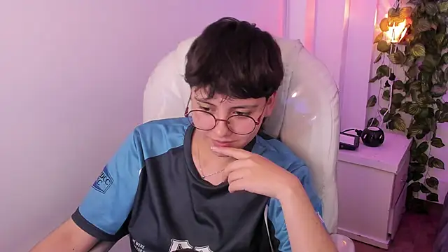 دردشة Nathaly_ds الجنسية المباشرة