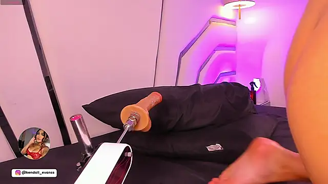 แชท XXX สดของ Kendall__evanss