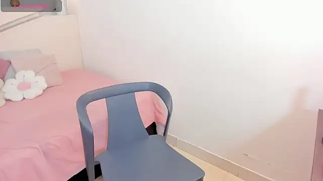 Ninablaze1 Adlı Modelin Canlı XXX Sohbeti