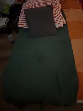 Jaropol Adlı Modelin Canlı XXX Sohbeti