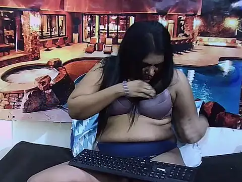 IndianSexyLady20 live XXX chat