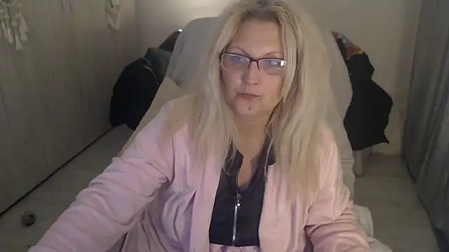 Divineblond – Live XXX-chat