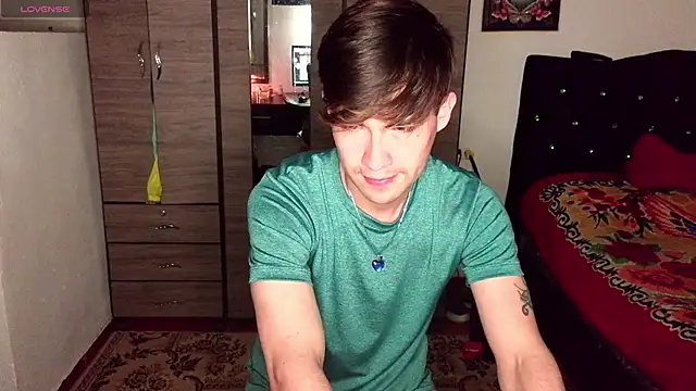 XXX chat uživo modela samael1107