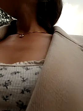 XXX chat uživo modela _Isabella-7