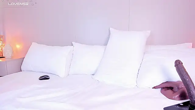 JessyEvans: онлайн-секс-чат