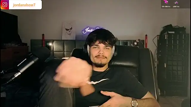 JordanShow Live XXX Chat