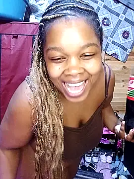 دردشة BigbootyNickyx الجنسية المباشرة