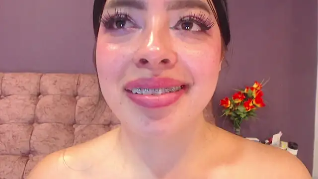 KateWelsin Adlı Modelin Canlı XXX Sohbeti