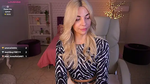 دردشة BellaRayyy الجنسية المباشرة