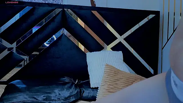 Zoe-yanin Obrolan Langsung XXX