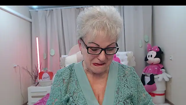 KayleSmoll live XXX chat