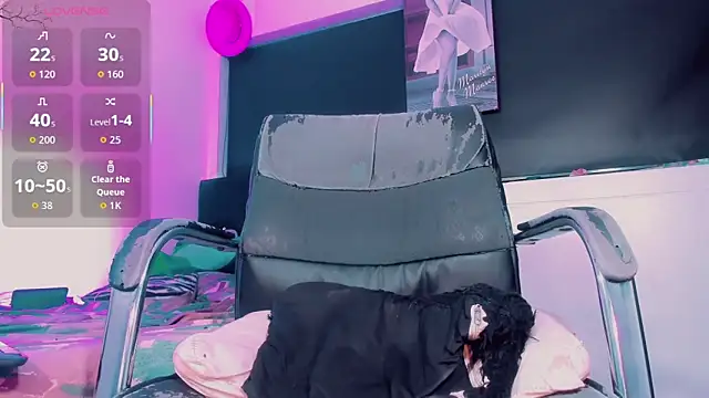 Kendall_hornyy Chat XXX in diretta