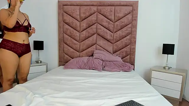 Leyla_Vega_ Live XXX-chat