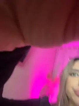 ItalianGirl Show Webcam