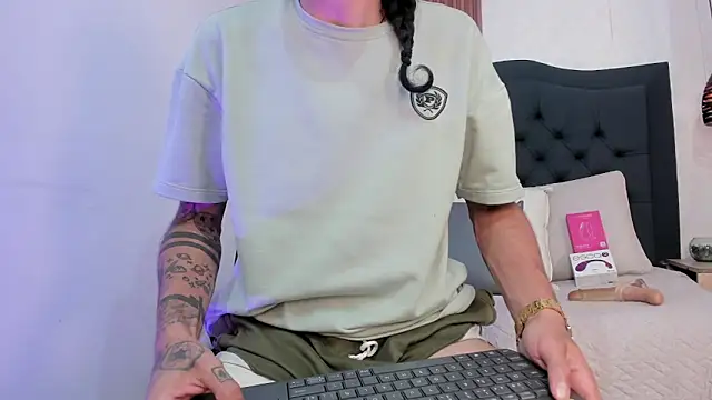 Show de Hisoka_011 na webcam