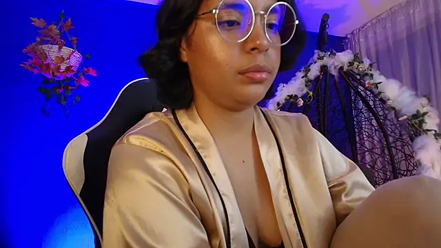 Emmapark_ Adlı Modelin Canlı XXX Sohbeti