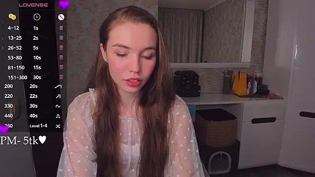 Chat XXX ao vivo de YonaBones