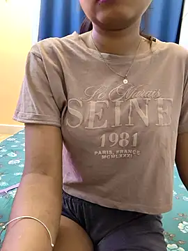 yhona_darling's Live XXX Chat