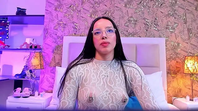 ValkyriaSteel Chat XXX live