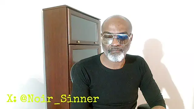 sinnernoir Chat XXX in diretta