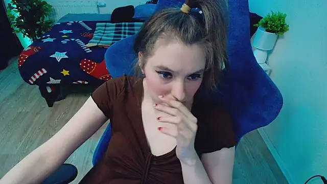 XXX chat uživo modela CranberryHot