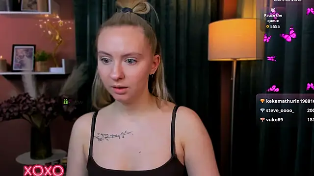 Chat XXX en directo de mila_glow1