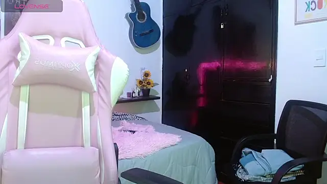 Keyla01_'s Live XXX Chat