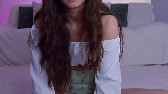 Chat +18 de LilyRoselyn ao vivo